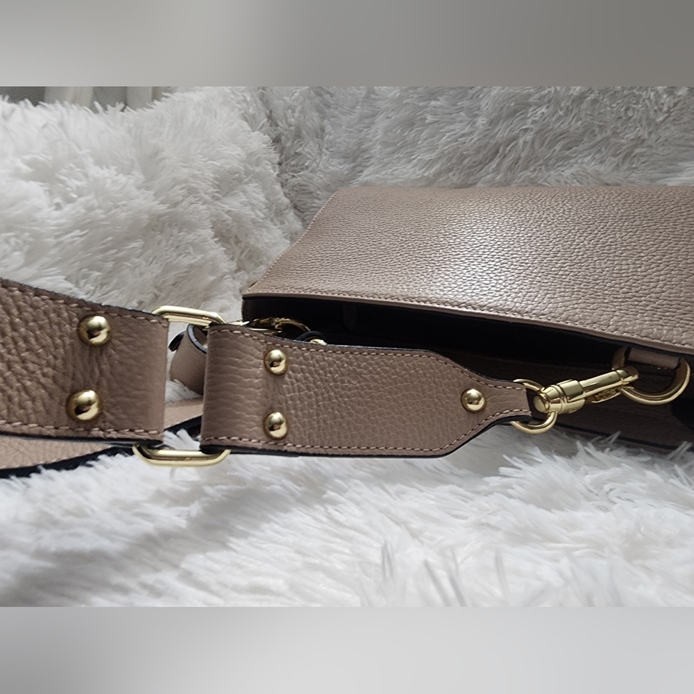 Mario Valentino V Stud Handbag - Picture 6 of 9